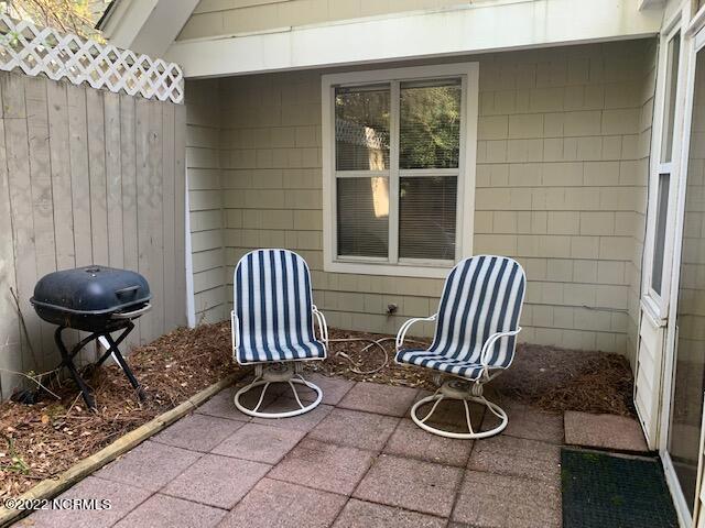 5112 B Greenville Loop Road, Unit B Wilmington, NC 28409 - Photo 16 of 16 outdoor patio