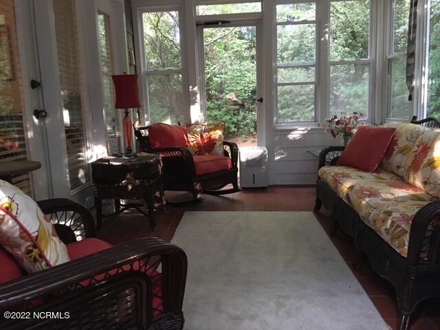 5112 B Greenville Loop Road, Unit B Wilmington, NC 28409 - Photo 8 of 16 Sunroom