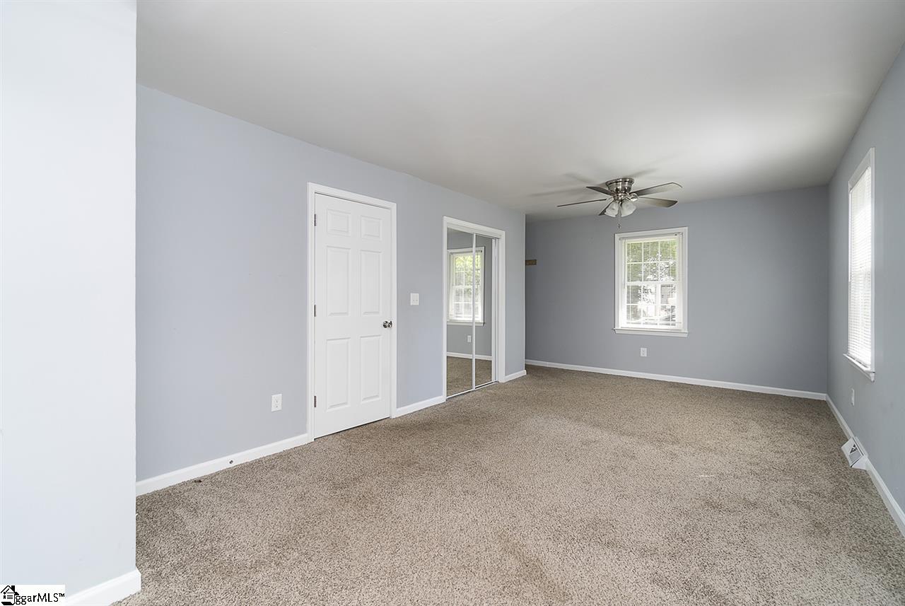 711 Chestnut Ridge Road Marietta, SC 29661 - Photo 14 of 30 Gallery Image 14