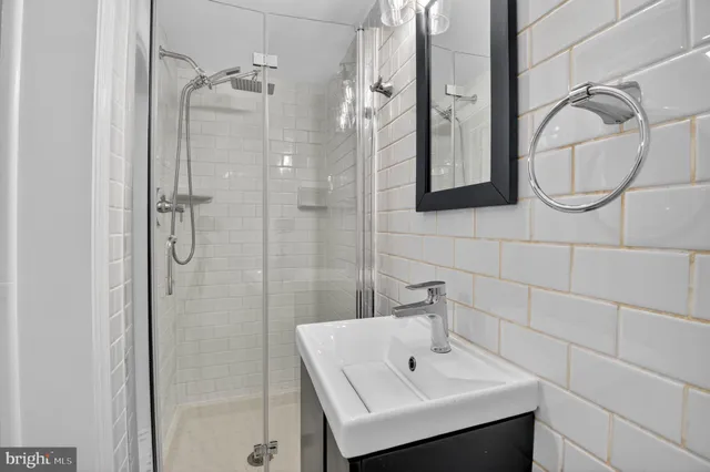 $895,000 | 9928 Fleming Avenue, Bethesda, MD 20814