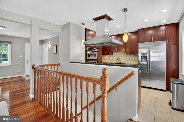 $895,000 | 9928 Fleming Avenue, Bethesda, MD 20814