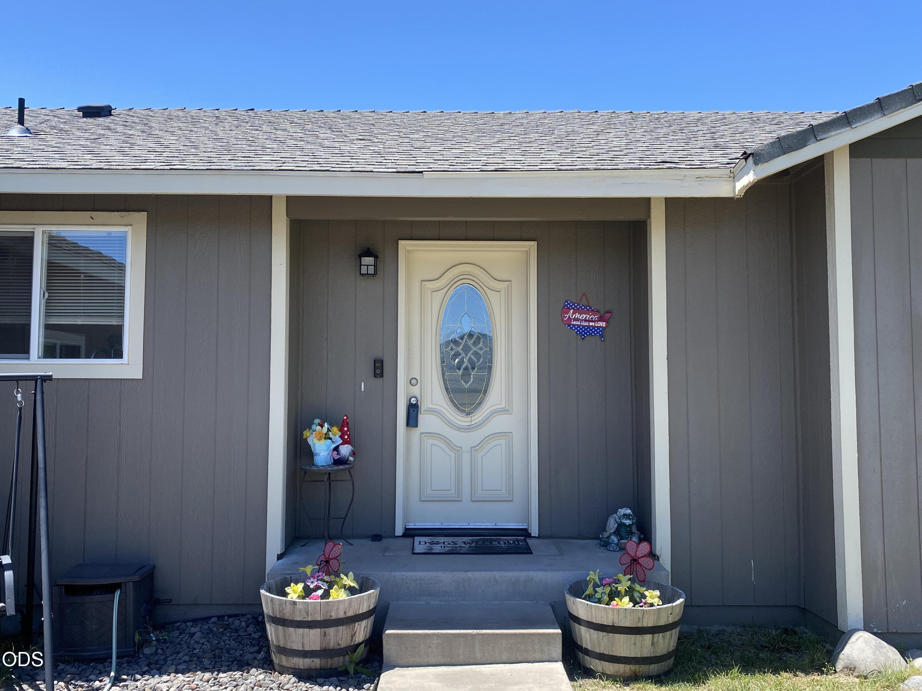 5556 State Street Klamath Falls, OR 97603 - Photo 3 of 27