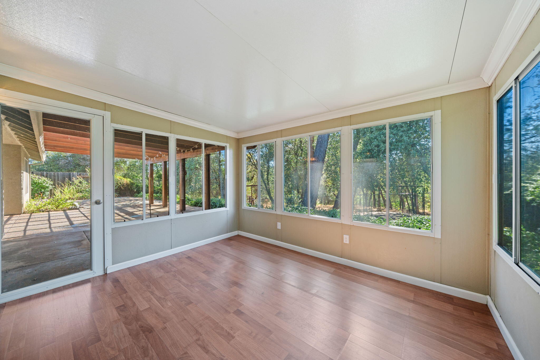 3790 Indio Way Redding, CA 96002 - Photo 27 of 51 Sunroom