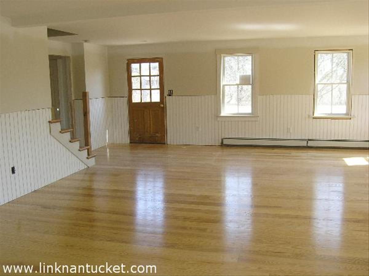 65 A Fairgrounds Road, Unit 1 Nantucket, MA 02554 - Photo 3 of 11 Gallery Image 3