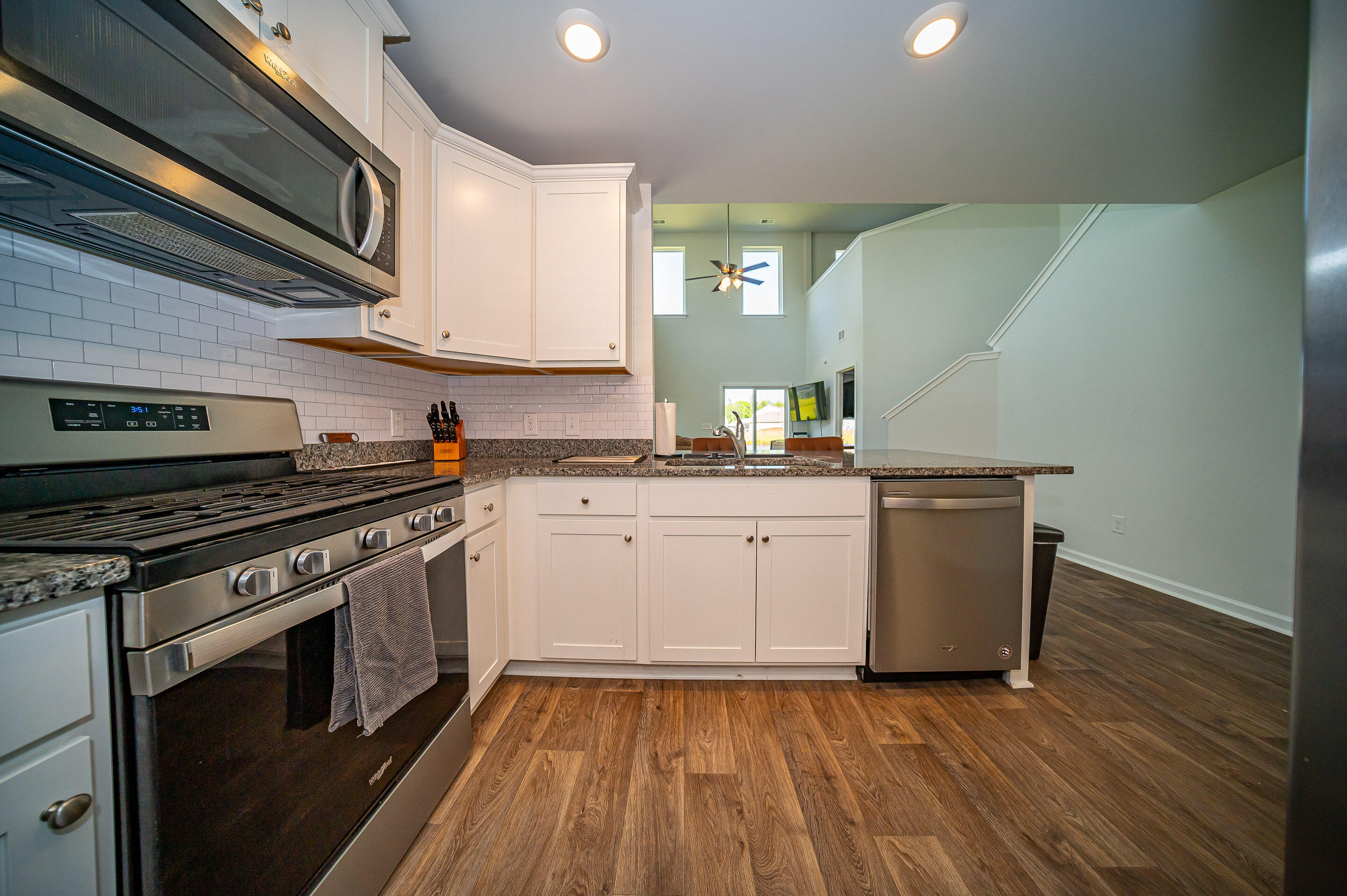 9760 Transplanter Circle Ladson, SC 29456 - Photo 10 of 49 JDH_5576
