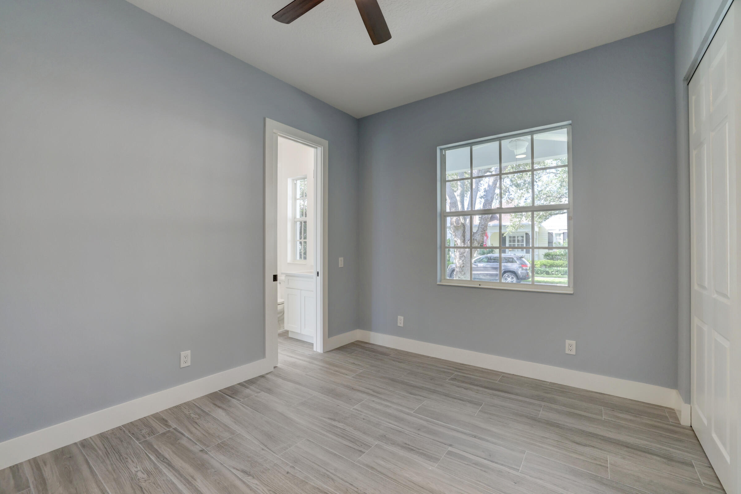 165 Honeysuckle Drive Jupiter, FL 33458 - Photo 27 of 44 25_632a10072_3_4_5_6