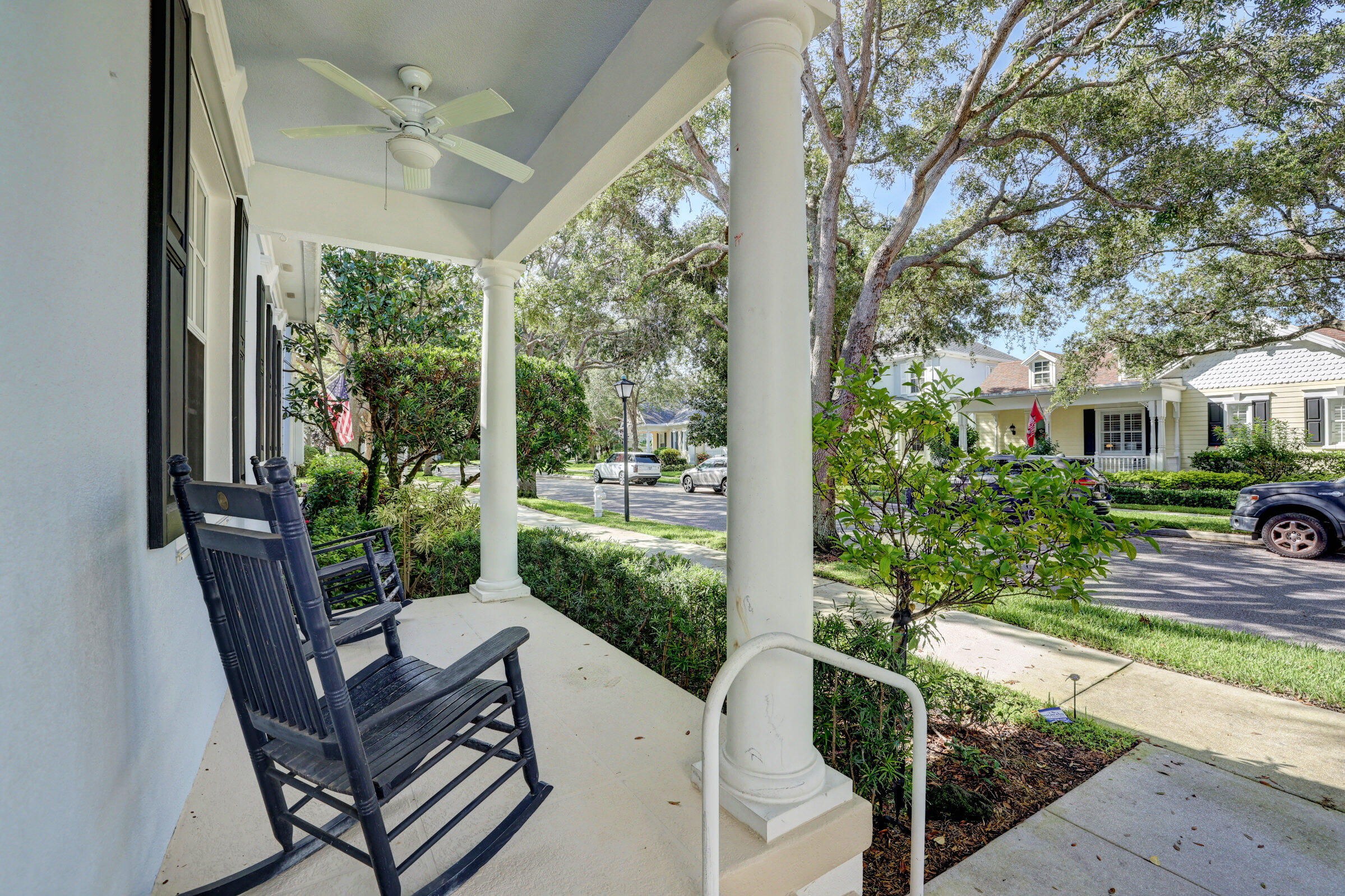 165 Honeysuckle Drive Jupiter, FL 33458 - Photo 3 of 44 03_632a9966_67_68_69_70