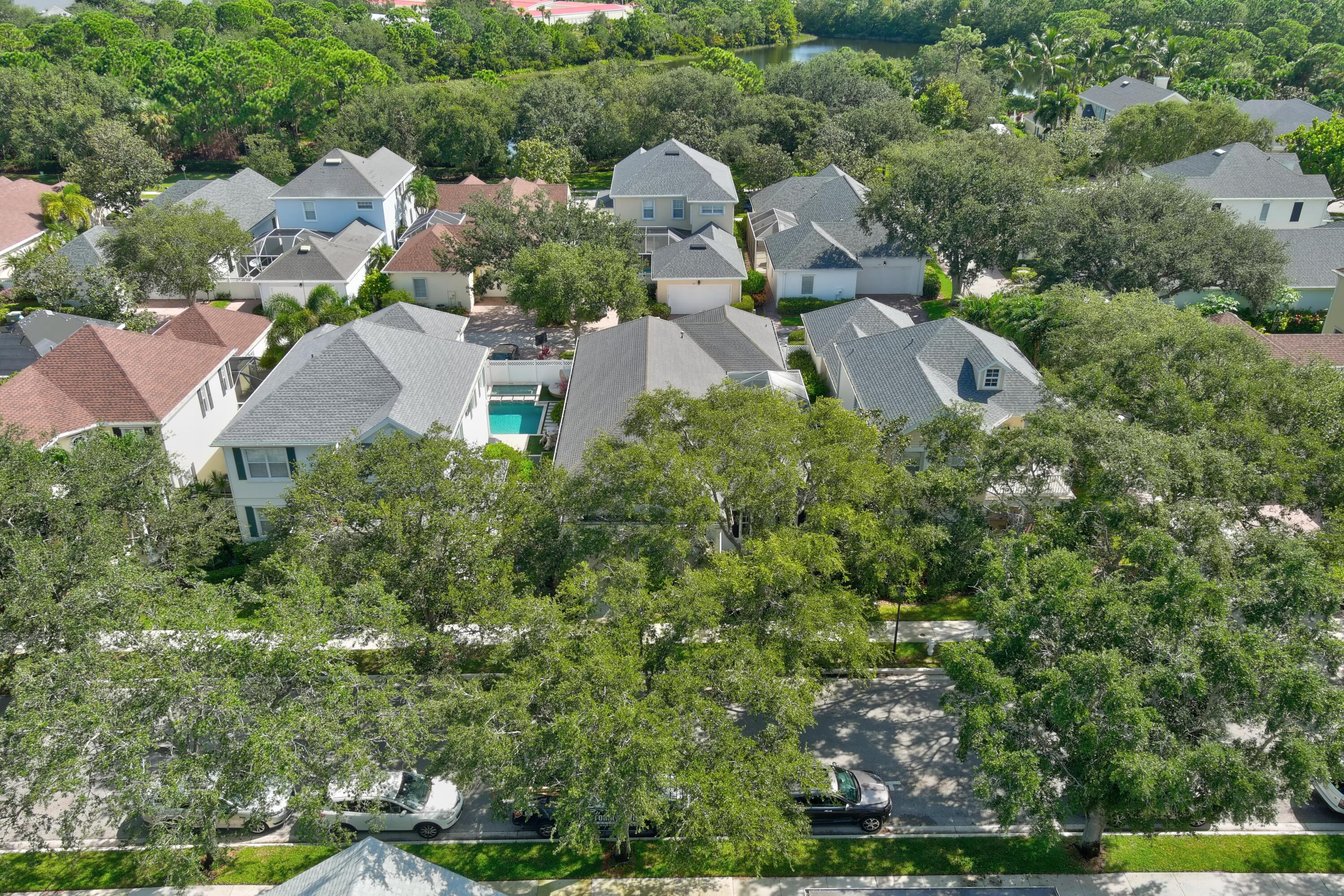 165 Honeysuckle Drive Jupiter, FL 33458 - Photo 34 of 44 35_max_0011_2_3_4_5