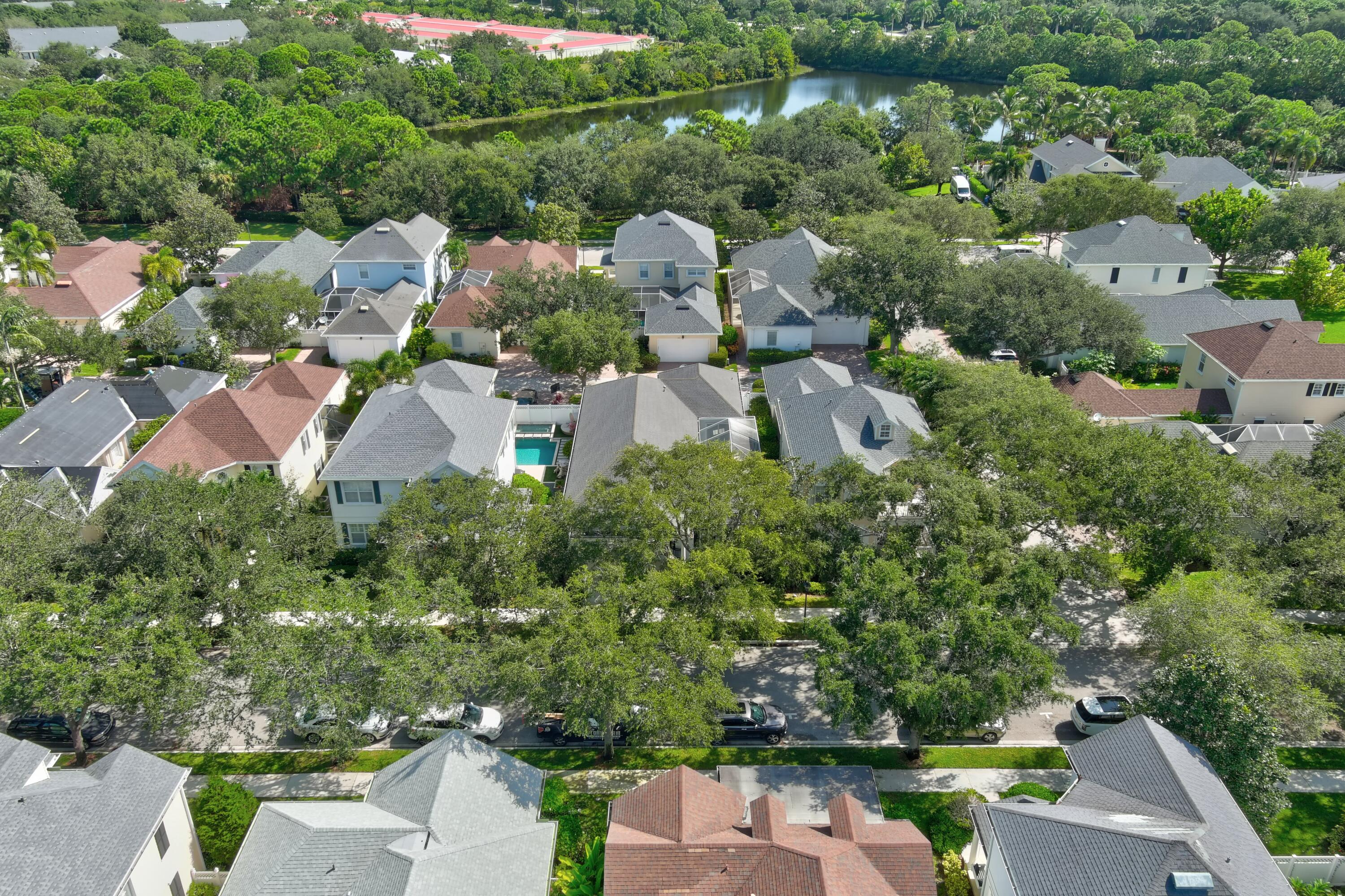 165 Honeysuckle Drive Jupiter, FL 33458 - Photo 35 of 44 36_max_0016_17_18_19_20