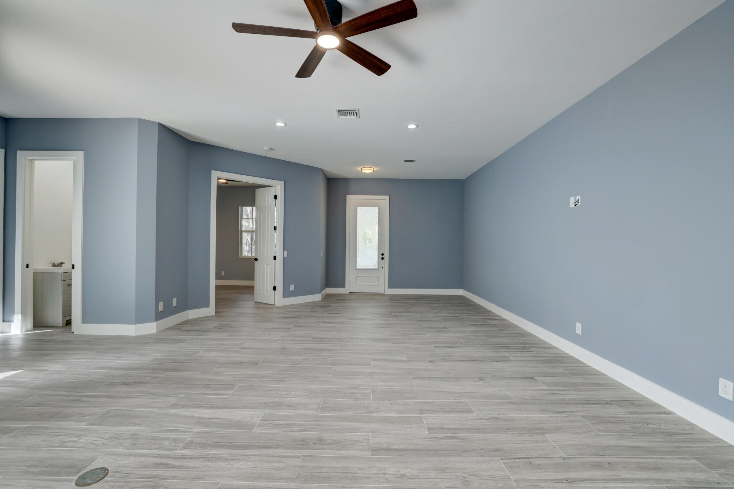 165 Honeysuckle Drive Jupiter, FL 33458 - Photo 9 of 44 05_632a9976_77_78_79_80