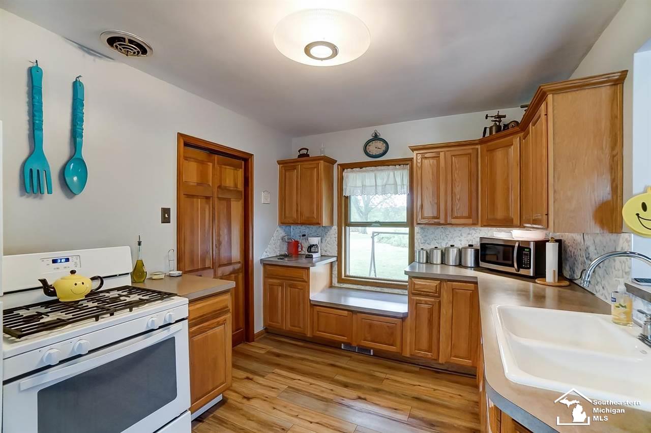 3260 North Custer Road Monroe, MI 48162 - Photo 18 of 46