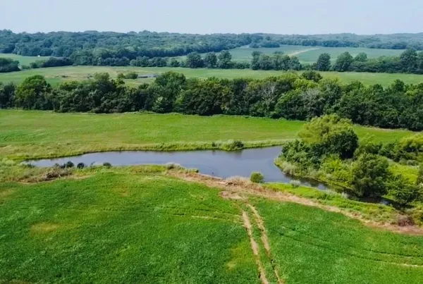 $936,000 | 4159 Northwest State Rte Ff, Adrian, MO 64720