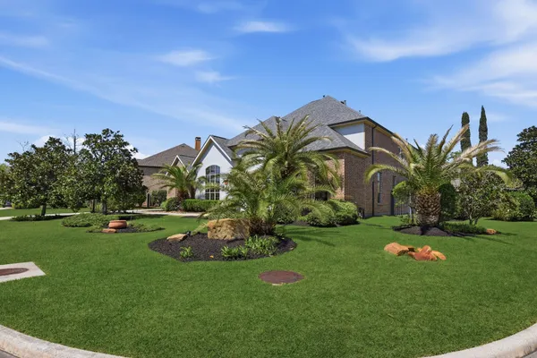 $1,350,000 | 223 South Bauer Point Circle, Spring, TX 77389
