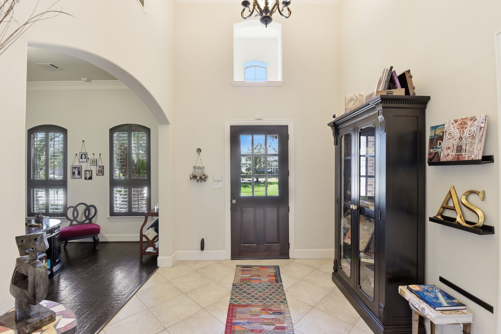 223 South Bauer Point Circle Spring, TX 77389 - Photo 8 of 50 a living room with furniture and a window