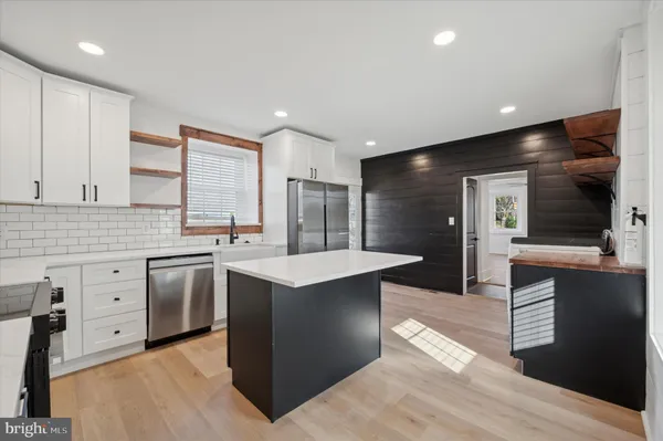 $2,450 | 503 North Bethlehem Pike, Unit A, Ambler, PA 19002