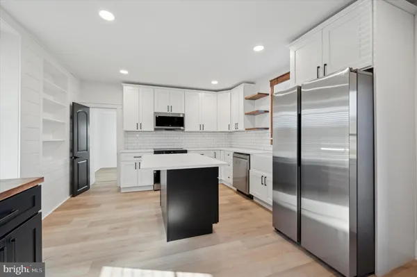 $2,450 | 503 North Bethlehem Pike, Unit A, Ambler, PA 19002