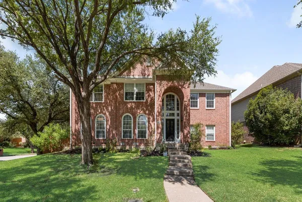 $675,000 | 7713 Pine Street, Irving, TX 75063