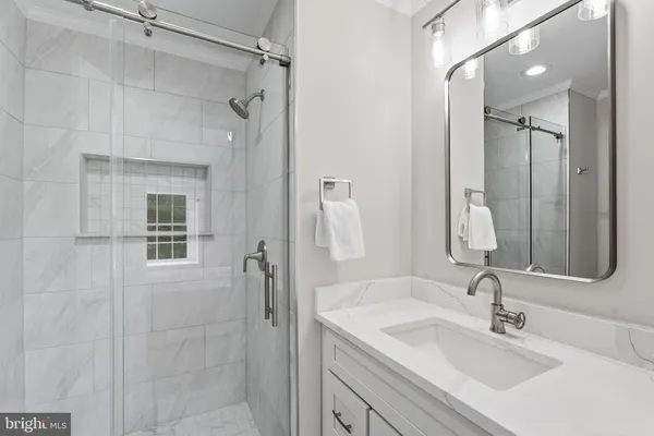$699,900 | 7808 Solomon Seal Drive, Springfield, VA 22152