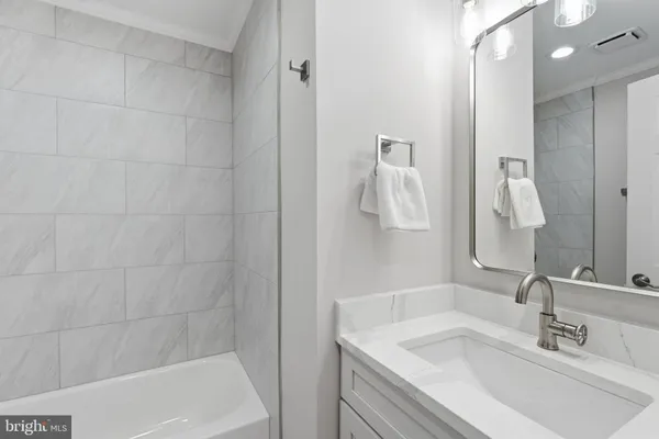 $699,900 | 7808 Solomon Seal Drive, Springfield, VA 22152