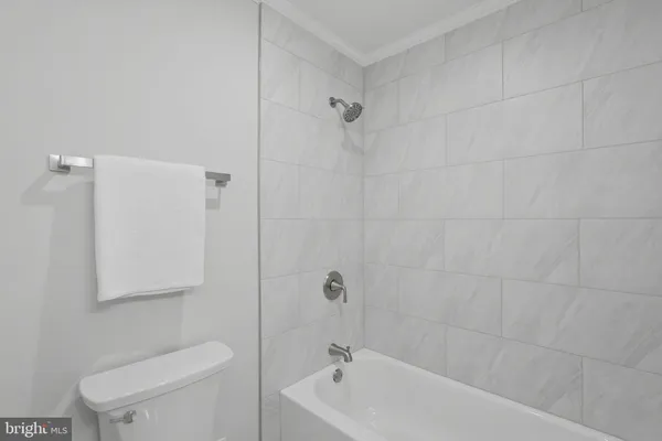 $699,900 | 7808 Solomon Seal Drive, Springfield, VA 22152