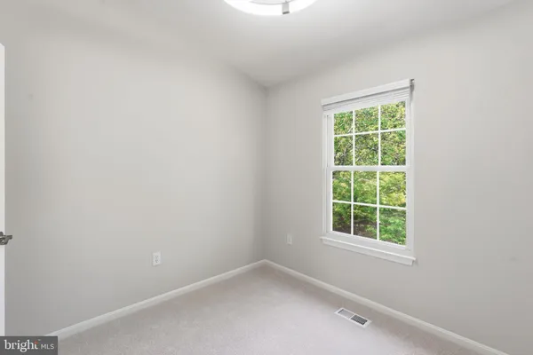 $699,900 | 7808 Solomon Seal Drive, Springfield, VA 22152