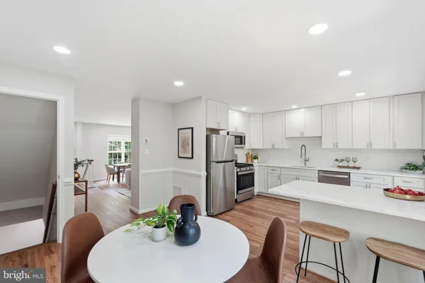 $699,900 | 7808 Solomon Seal Drive, Springfield, VA 22152