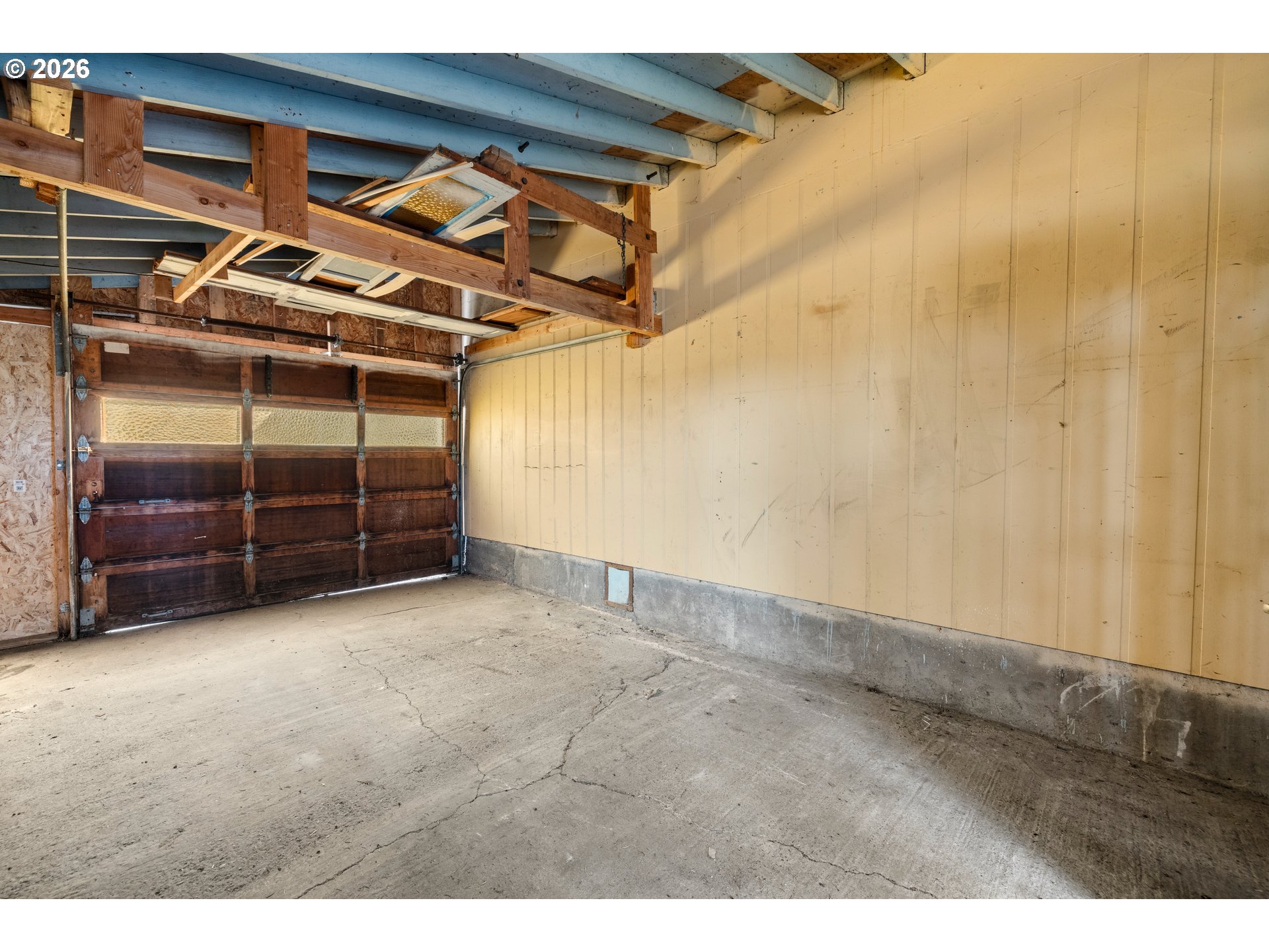 4925 Southeast 133rd Avenue Portland, OR 97236 - Photo 22 of 33 Garage