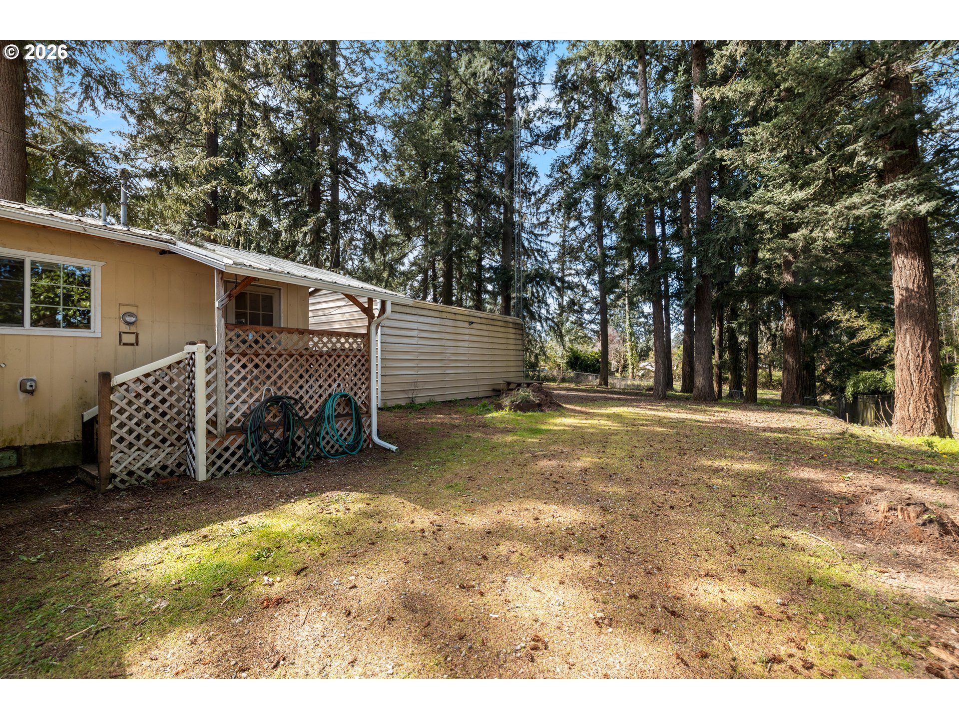 4925 Southeast 133rd Avenue Portland, OR 97236 - Photo 23 of 33 Yard