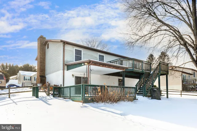 $330,000 | 2914 Holland Drive, Manchester, MD 21102