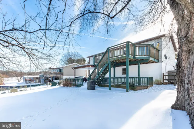 $330,000 | 2914 Holland Drive, Manchester, MD 21102