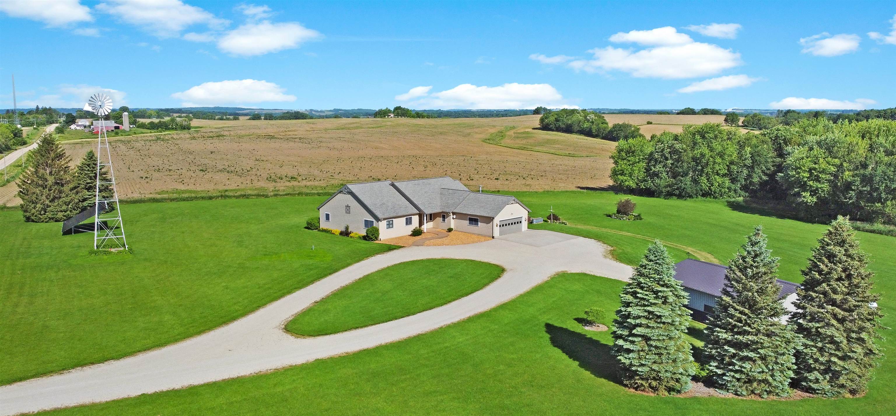 21771 Argo Fay Route Chadwick, IL 61014 - Photo 3 of 47