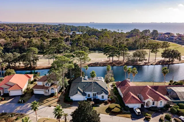 $699,900 | 4328 Sunset Beach Circle, Niceville, FL 32578