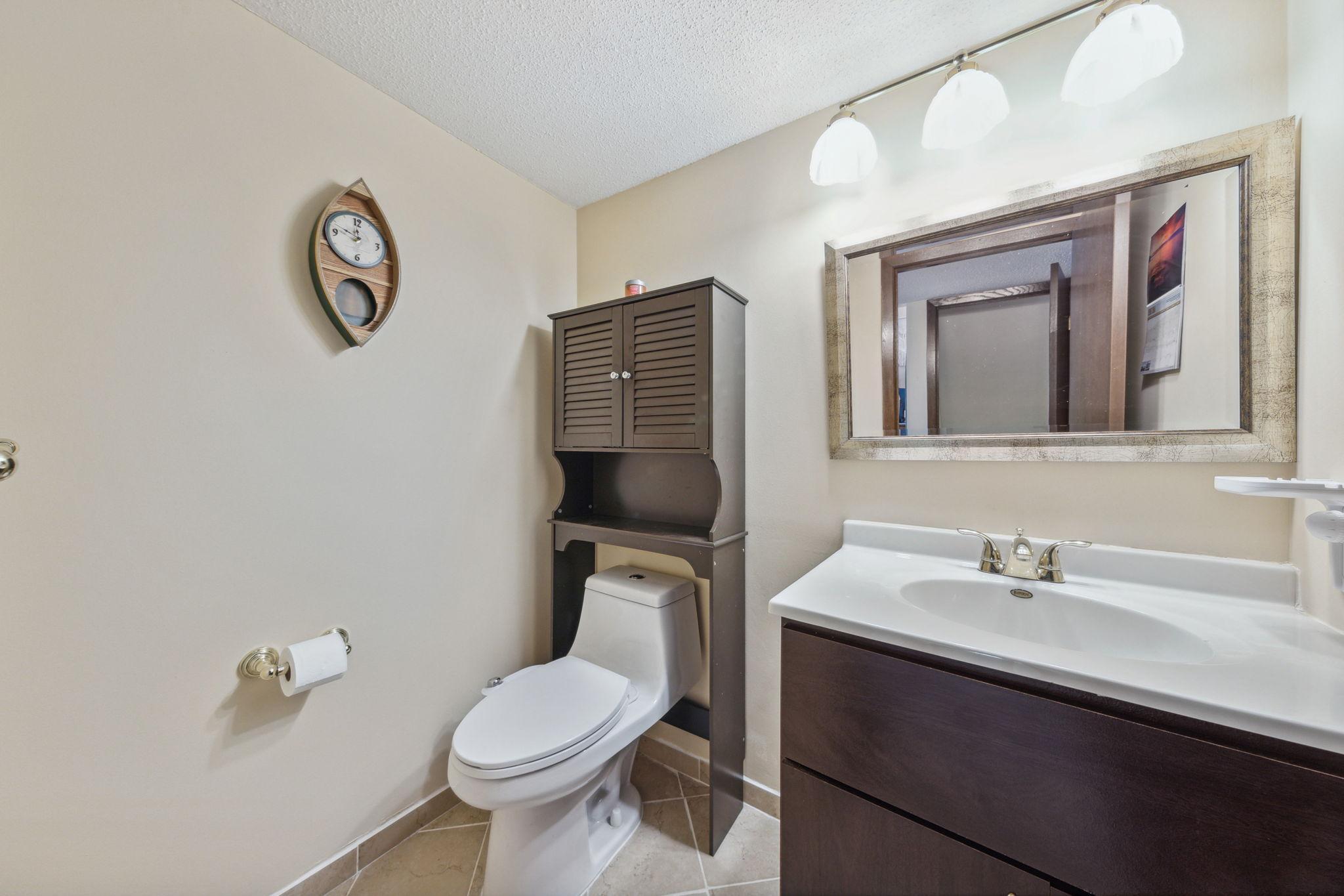 10464 Dupont Road South Bloomington, MN 55431 - Photo 18 of 32 Gallery Image 18