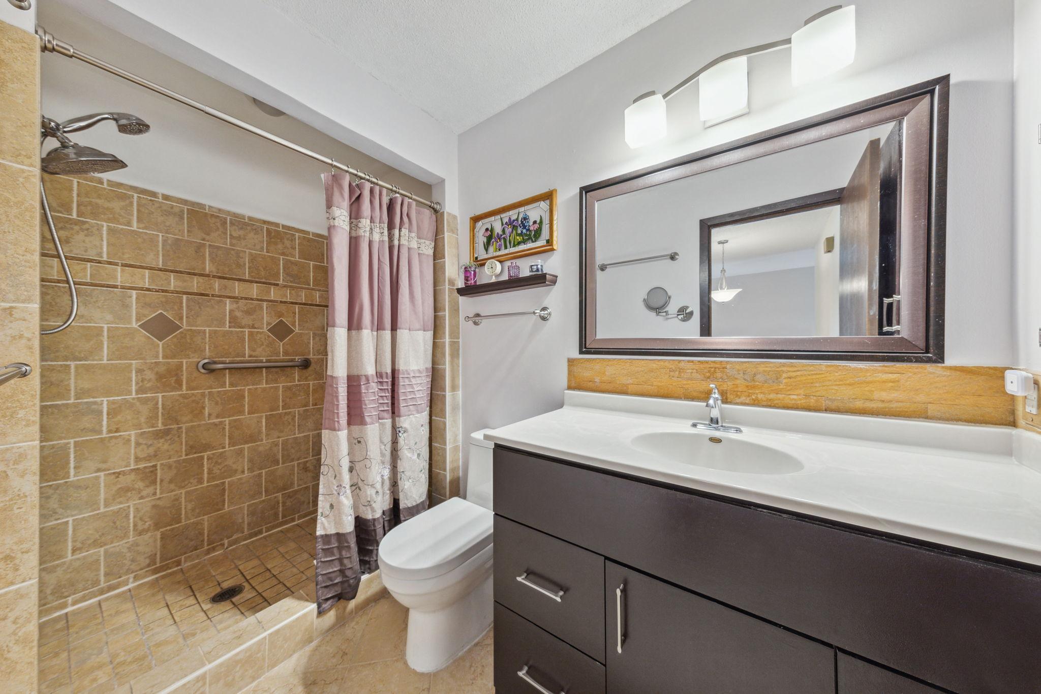 10464 Dupont Road South Bloomington, MN 55431 - Photo 22 of 32 Gallery Image 22