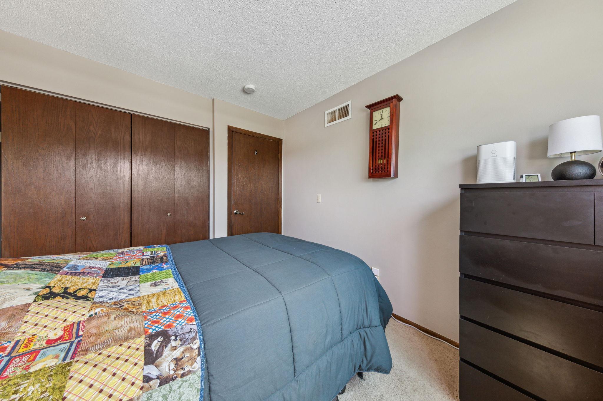 10464 Dupont Road South Bloomington, MN 55431 - Photo 24 of 32 Gallery Image 24