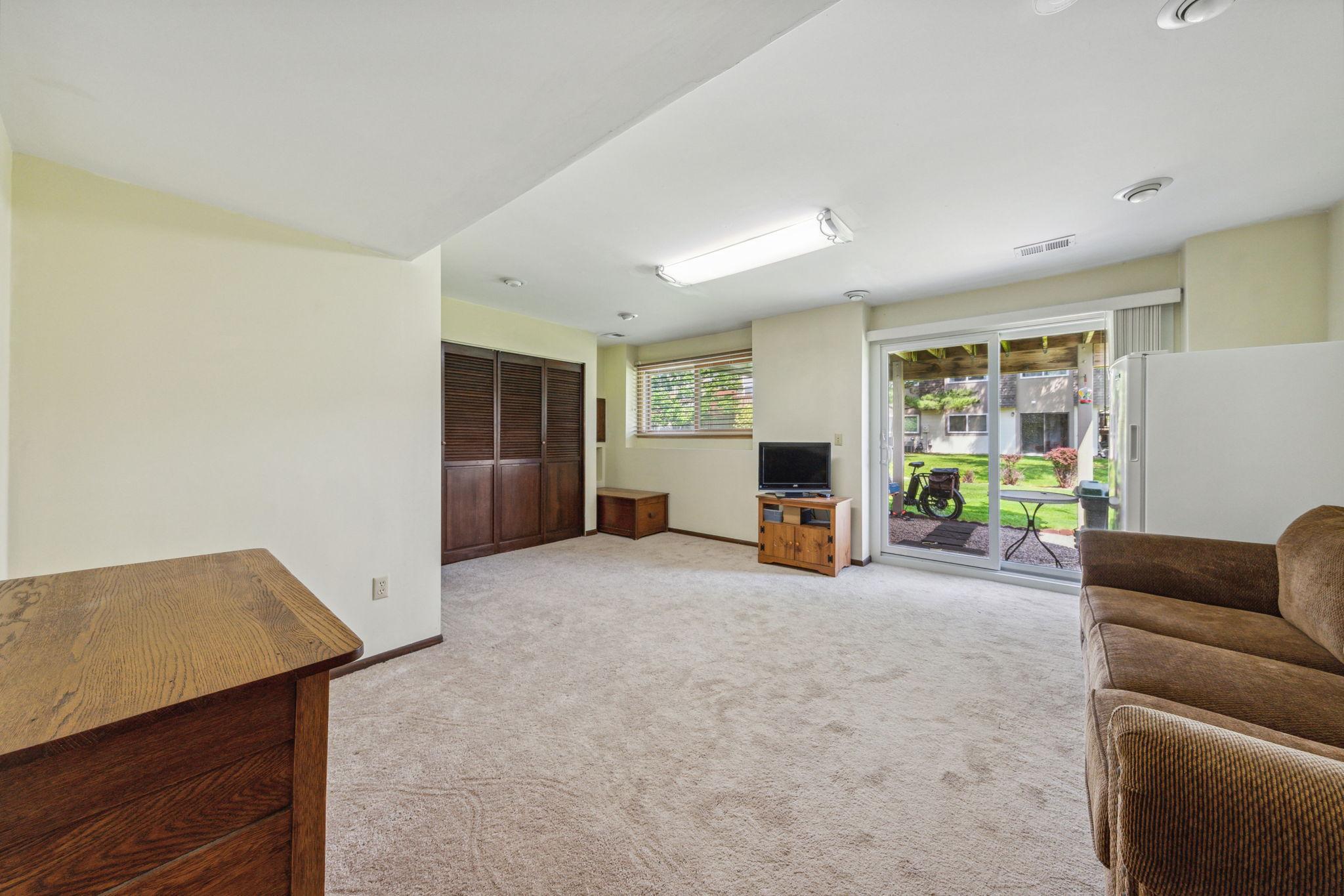 10464 Dupont Road South Bloomington, MN 55431 - Photo 25 of 32 Gallery Image 25