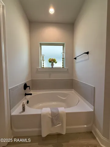 $2,200 | 135 Ridley Lane, Youngsville, LA 70592