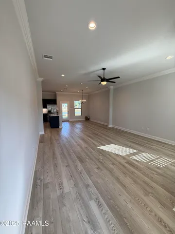 $2,200 | 135 Ridley Lane, Youngsville, LA 70592