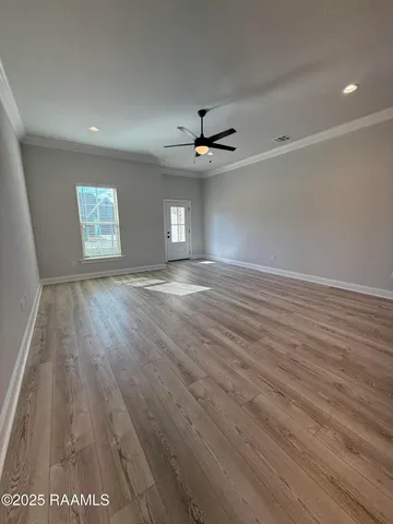 $2,200 | 135 Ridley Lane, Youngsville, LA 70592