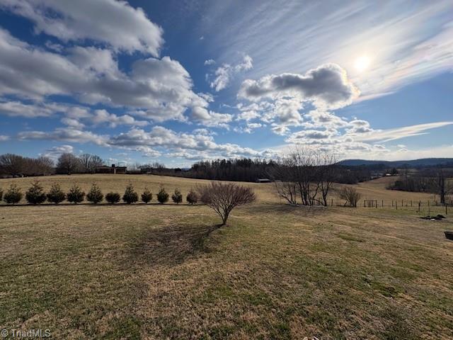 927 Shingle Gap Road Purlear, NC 28665 - Photo 10 of 33 Gallery Image 10