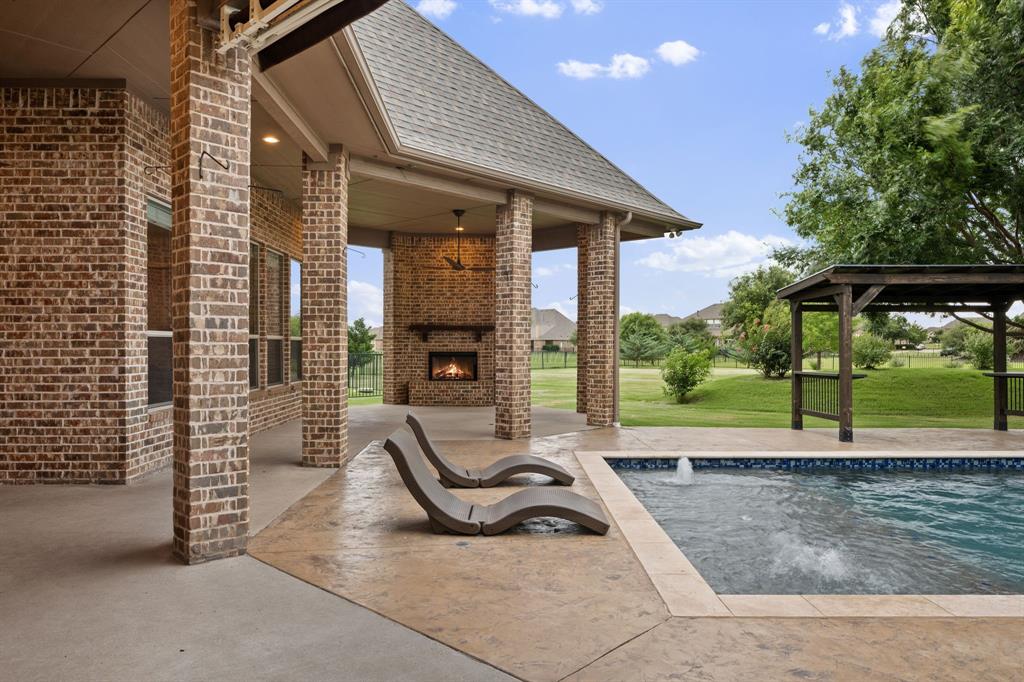 1929 Canyon Road Celina, TX 75009 - Photo 3 of 31