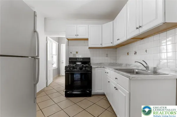 $215,000 | 1304 West Gordon Street, Allentown, PA 18102