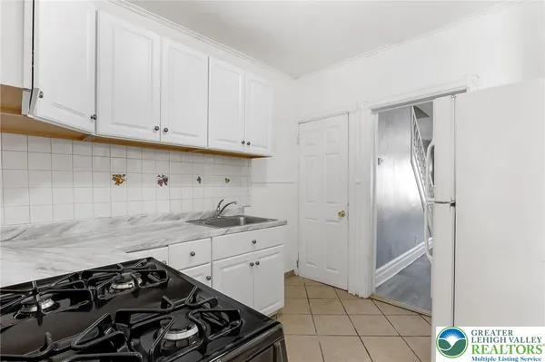 $215,000 | 1304 West Gordon Street, Allentown, PA 18102