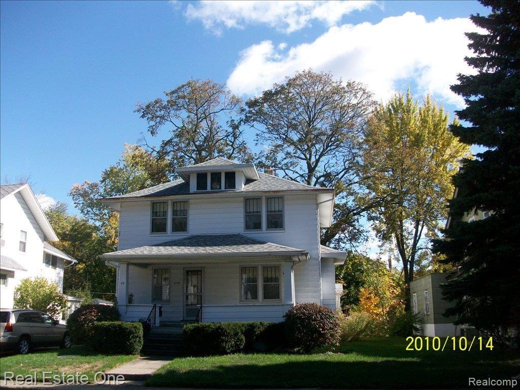 83 Chippewa Road Pontiac, MI 48341 - Photo 2 of 18 Front porch in summer