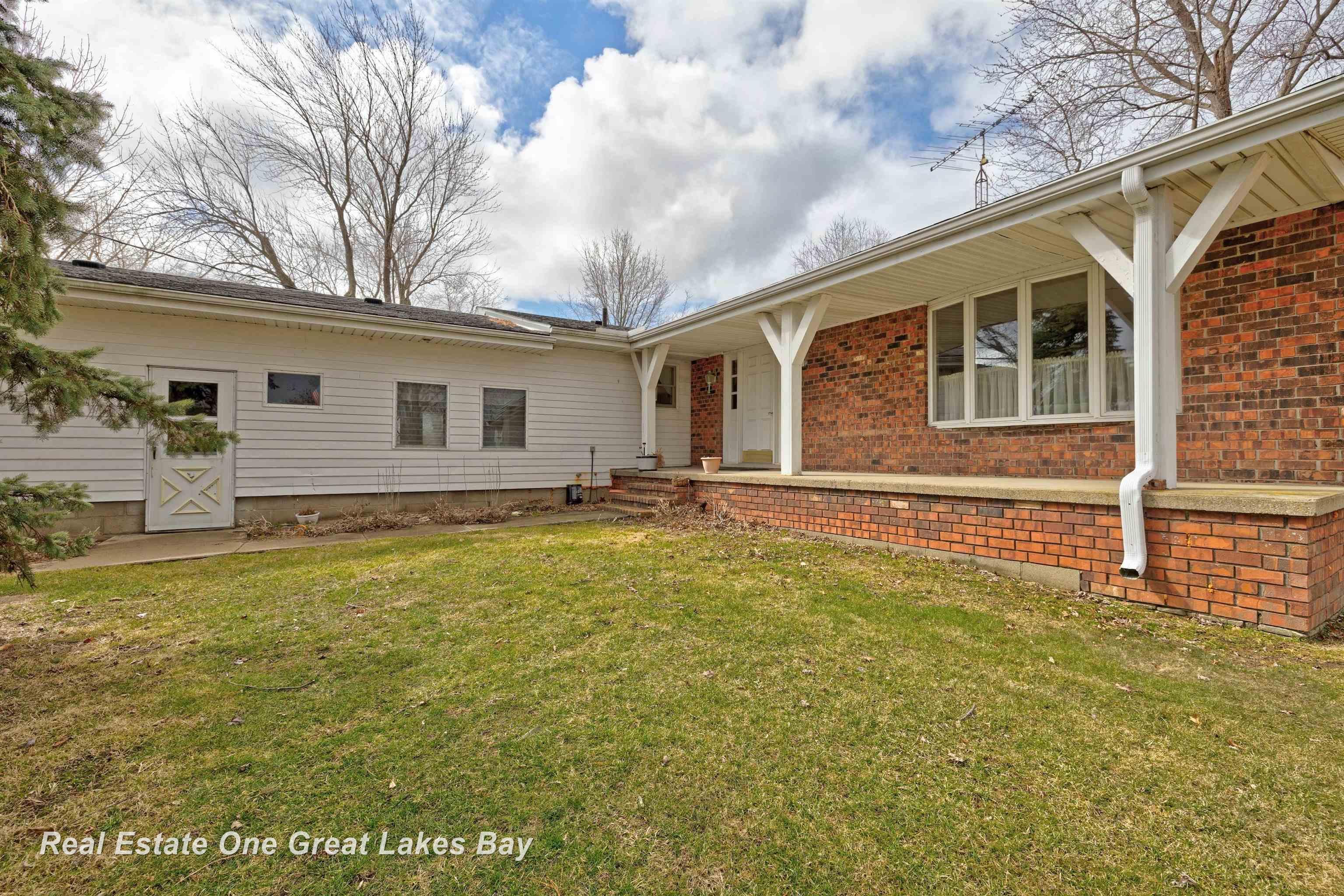 8730 Chesaning Road Chesaning, MI 48616 - Photo 44 of 72