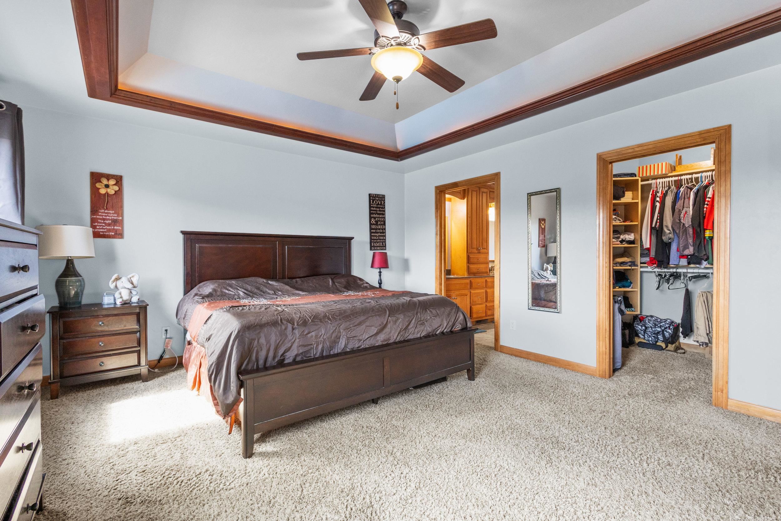 192 Whimbrel Court Pulaski, WI 54162 - Photo 15 of 53