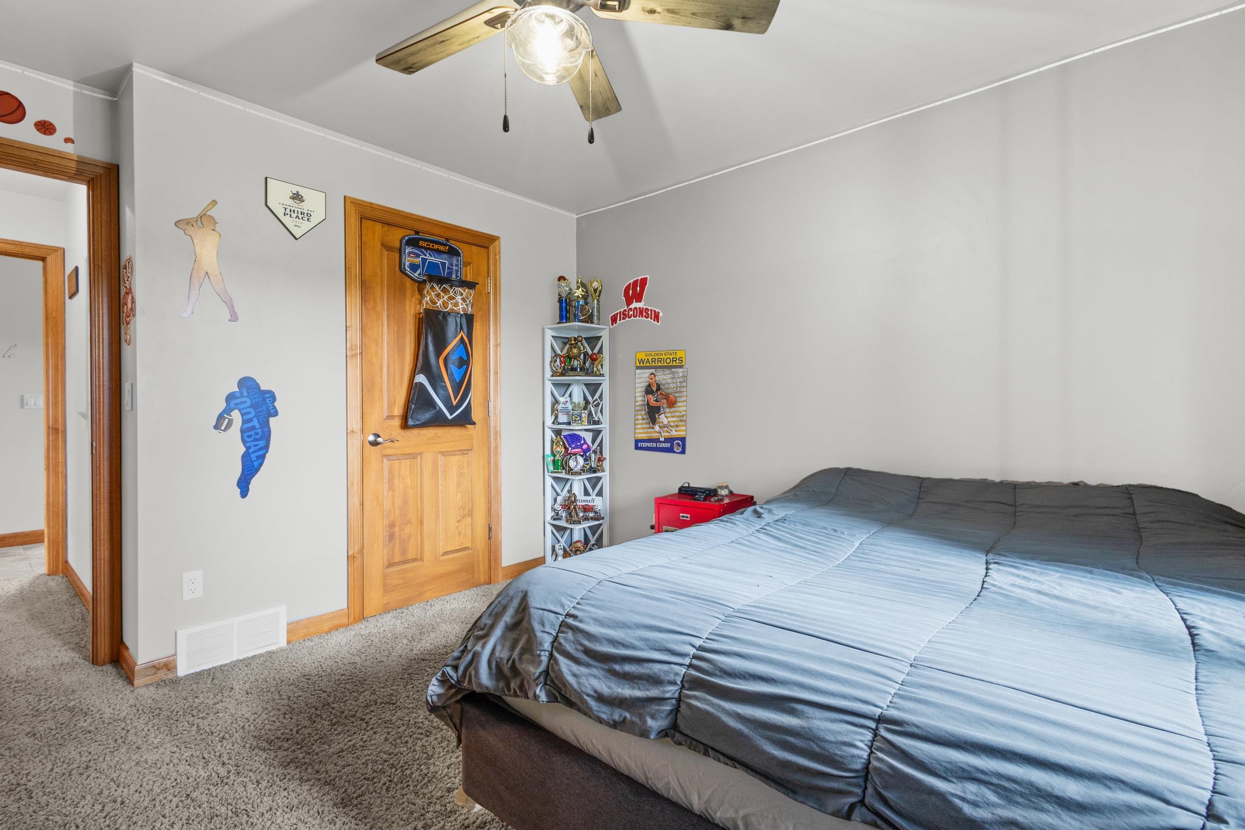 192 Whimbrel Court Pulaski, WI 54162 - Photo 20 of 53