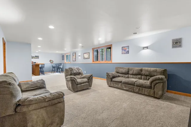 $509,900 | 192 Whimbrel Court, Pulaski, WI 54162