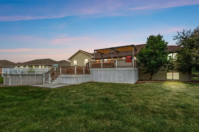 $509,900 | 192 Whimbrel Court, Pulaski, WI 54162