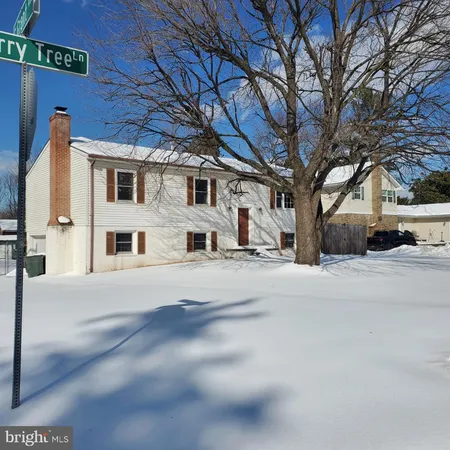 $499,900 | 8914 Cherry Tree Lane, Manassas, VA 20110